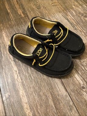 Hey Dude shoes